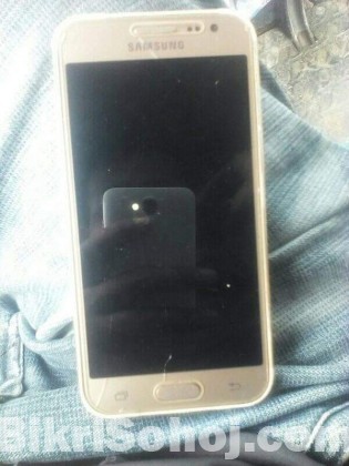 Samsung  galaxy j2